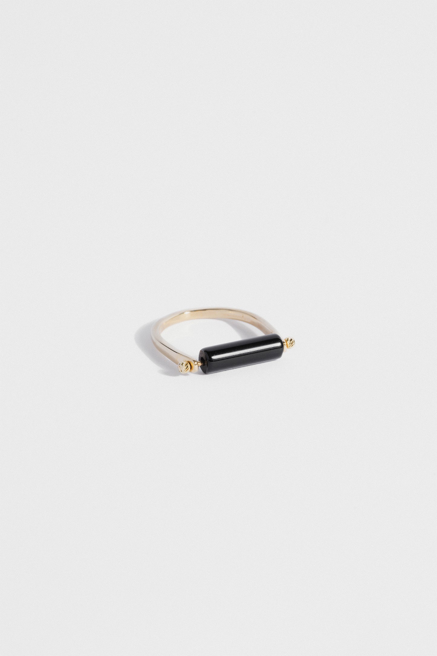 Rolling Stone Gold Ring – Black