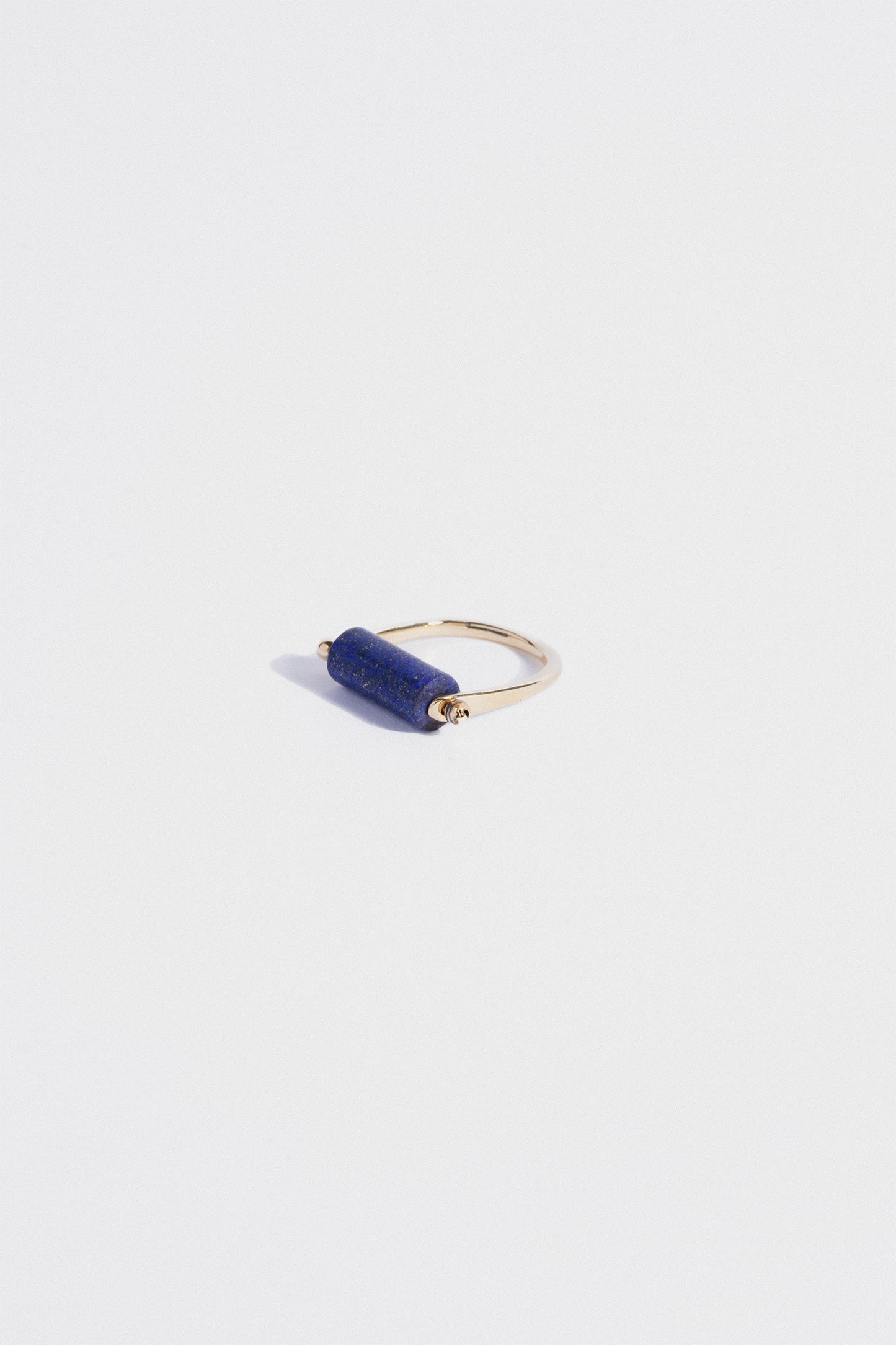 Rolling Stone Gold Ring – Blue